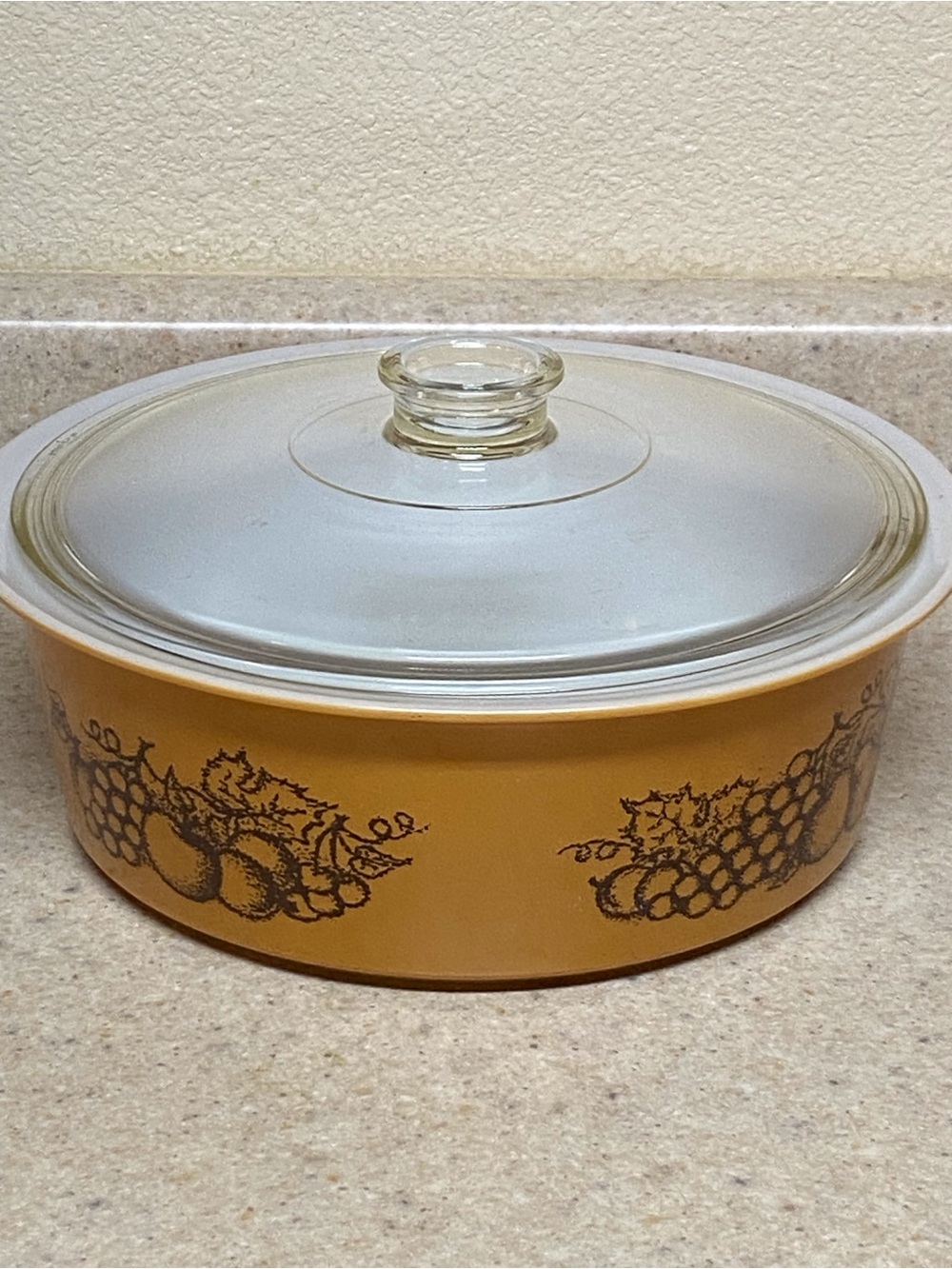 VTG,Corningware Yellow Casserole with Harvest Fruit Motif and Glass Lid